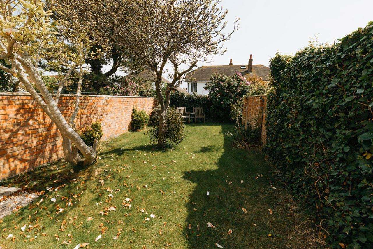 Willow Cottage - Cost 3 Bed Cottage In Penrhyn Bay With Sea Views With Access To Snowdonia Rhôs-on-Sea Εξωτερικό φωτογραφία